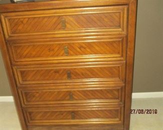 MATCHING CHEST OF DRAWERS
