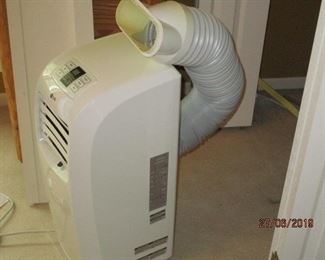 LG PORTABLE ROOM CONDITIONER