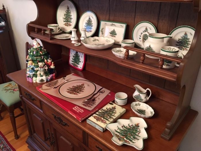 Spode Christmas Tree- Place settings and individual serving pieces