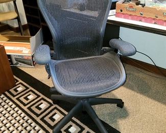 Ergonomic chair