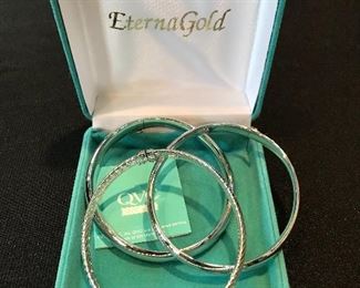 14K White Gold bangle bracelets