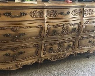 Billy Mize bedroom set