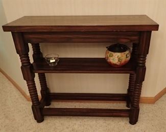 WOOD SIDE TABLE WITH SHELF