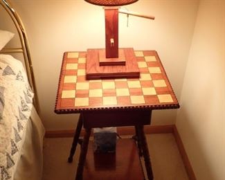 CHECKER TABLE / HANDMADE LAMP