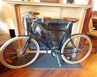 Virtue Encore men's bicycle in near MINT condition, with leather handles and seat. Adding some extras to make it interesting. 