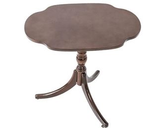 40. The BOMBAY Co. Georgian Style Cloverleaf Table