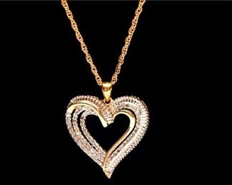 133. Womens Costume Gold Finish Heart Pendant wChain