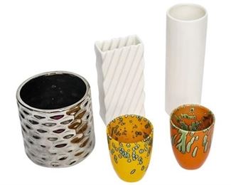 187. Lot of 5 Ceramic Pieces