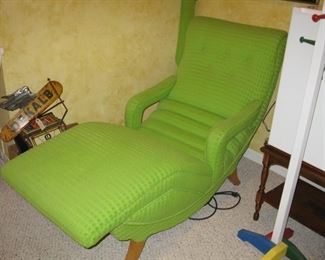 Adjustable mid-century lounge chair with massage feature by Contour Chair Co. in St. Louis, Mo.   The chair has been reupholstered 