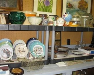 Collector's plates  Nice counter top jar