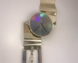 WRISTWATCH WALL CLOCK