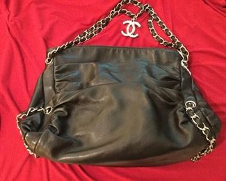 AUTHENTIC CHANEL PURSE W/BRAIDED CHAIN LEATHER STRAP