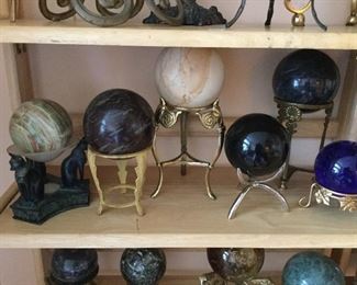 MARBLE /GLASS ORBS ON STAND