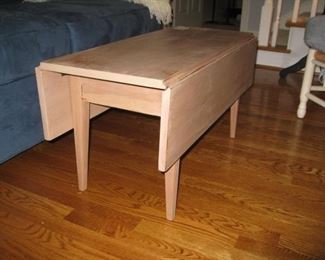 small drop side coffee table