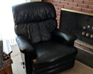 $60    Recliner