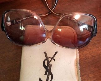 VINTAGE YE SAINT LAURENT SUNGLASSES