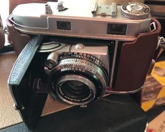 VINTAGE CAMERAS