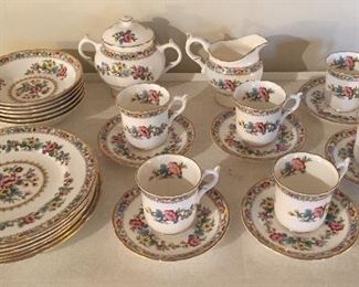 Coalport Ming Rose dessert set