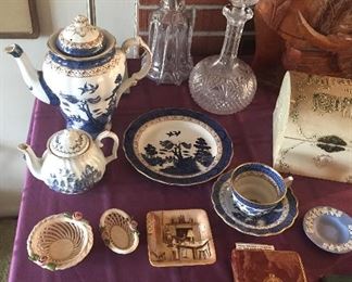Real Old Willow coffee pot, plate & cup + saucer, crystal decanters, Catholic missal