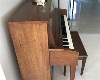 BALDWIN UPRIGHT PIANO
57” LENGTH x 25”DEEP x 44” HEIGHT