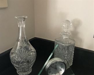 CRYSTAL VINTAGE DECANTER W/STOPPER