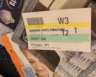 QUEEN SIZE BED WITH MATTRESS