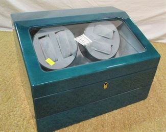jewelry box with high build green lacquer finish