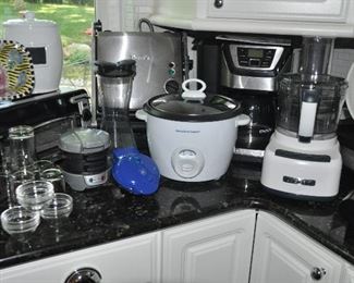 Great selection of small appliances including Breville, Hamilton Beach and , Cuisinart
