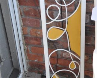 Fabulous iron garden art!! 10.25” x 36”