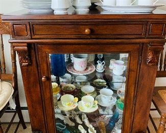 Collection of antique glassware 