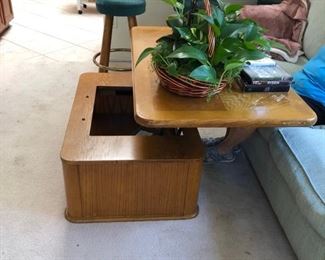oak coffee lift table