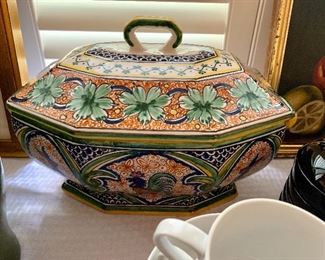 Williams Sonoma Nazari rooster tureen