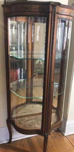 Robert Mitchell Curved Glass Curio https://ctbids.com/#!/description/share/188240