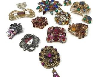 Classic Vintage Brooches (13) https://ctbids.com/#!/description/share/188251