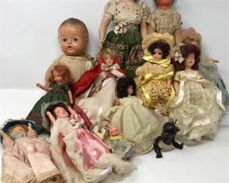 Vintage Dolls Cornucopia https://ctbids.com/#!/description/share/188255