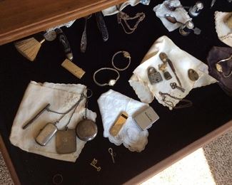 COLLECTION OF STERLING SILVER ANTIQUE PIECES