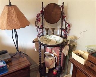 ANTIQUE PITCHER AND BOWL STAND