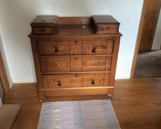 ANTIQUE DRESSER