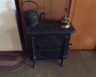 CAST IRON STOVE