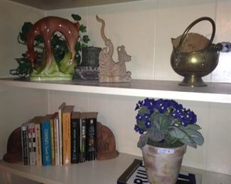 Shelf decor