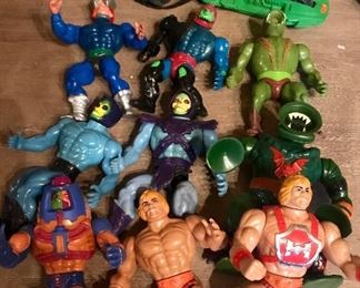 MASTERS OF THE UNIVERSE FIGURINES