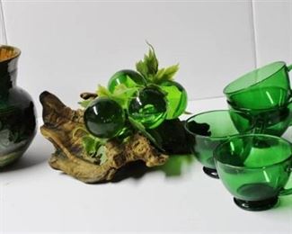Green Glass driftwood piece, Vase and 8 glass cups