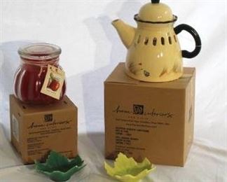 Home Interiors Teapot Candle holder and Candle