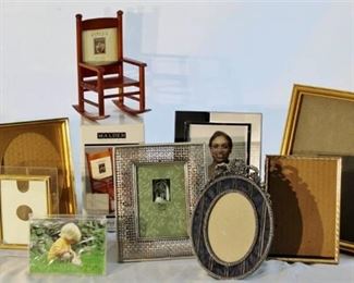 Lot of 9 very nice Picture Frames for Home Decor