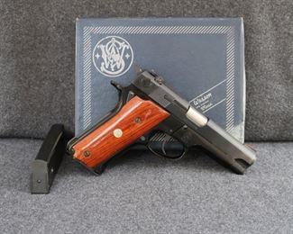 Smith & Wesson Model 59, 4" BBL, 2 Mags, 9mm                                           Good Condition In Original Box.