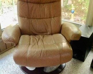 Leather Recliner  (NO Ottoman)
