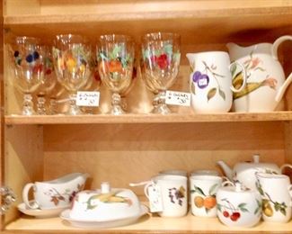 Evesham Dinnerware by Royal Worcester