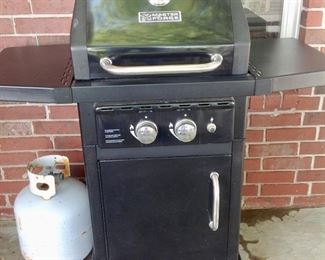 Master Forge Grill in Good Condition