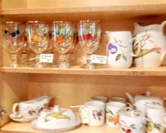 Evesham Dinnerware by Royal Worcester