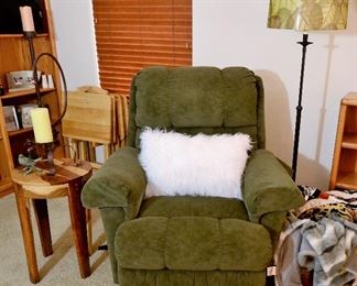 More chairs and lamps and tables for sale.